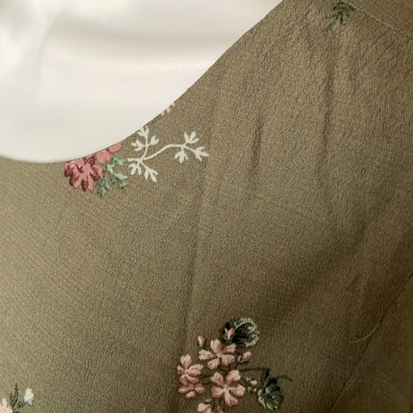 Vince Camuto Peplum Sleeve Knee length Dress green floral size 4 - Picture 4 of 12